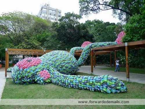 Giant FlipFlop Monkey Sculpture SanPaulo Brazil 3